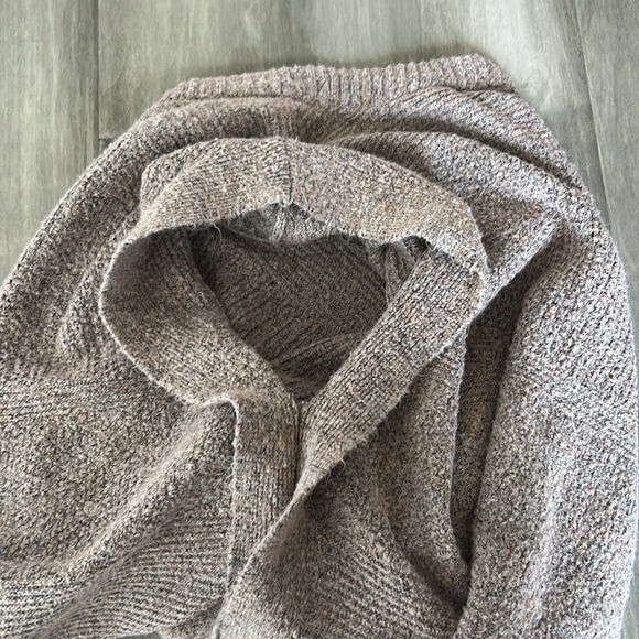 Universal Thread Tan Sweater Vest, good condition. - Picture 6 of 6